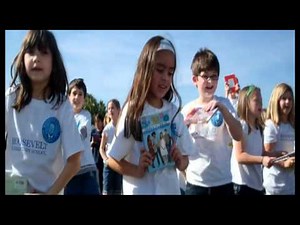 Roosevelt Elementary School - Gotta Keep Reading - Entire School Flash Mob!