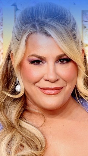 The Absolute Worst-Dressed Stars At The 2025 Golden Globes | The List