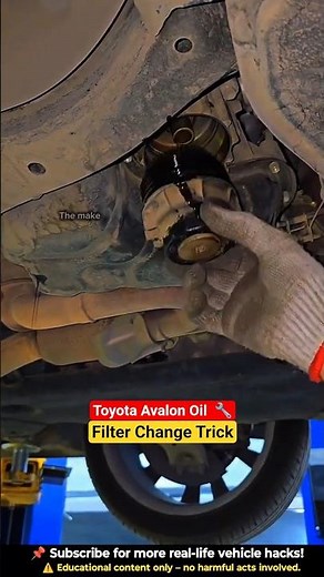 Toyota Avalon oil filter changing trick #DIY #CarRepair