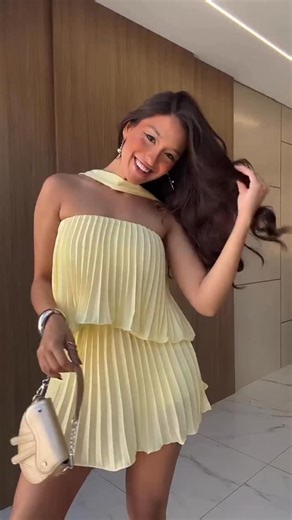 Revitaliz Banca on Instagram: "REPOSIÇÃO: VERMELHO, BRANCO, AMARELO"