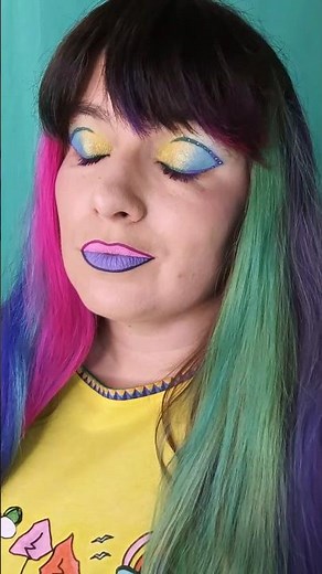 Easy colourful makeup tutorial! 🎨