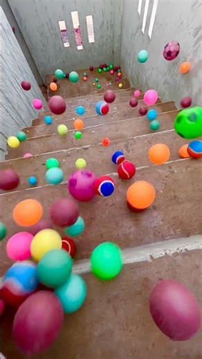 sit on sofa and enjoy satisfying sound#entertainment#trending#shorts