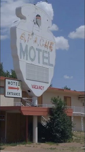 Discover Needles: California's Hidden Oasis #shorts