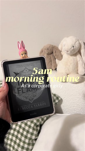 Back to the early grind with🪽🌸✨ @Bloom Nutrition #giftedbybloom #bloomsummersplash #5ammorningroutine #morningroutine #corporategirly @DFYNE @DFYNE.HQ