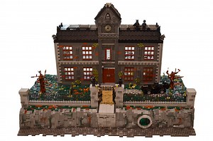 Cool Stuff: Custom 18,000 Piece LEGO Arkham Asylum Holds Batman's Greatest Enemies - SlashFilm