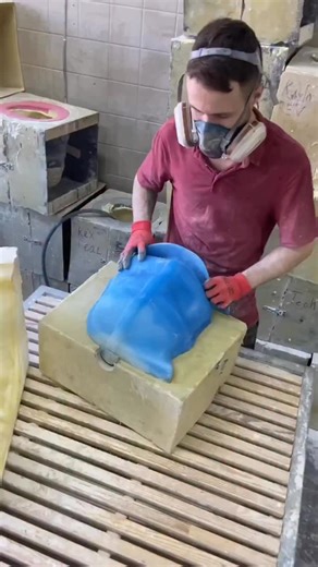 Cybercraft - Helmets | Armor | Cosplay on Instagram: "Do you think that casting a helmet is easy? This is wrong! When creating helmets from two-component plastic, it is necessary to properly organize the casting process. To get the perfect helmet, you need to strictly follow the production technology. At CyberCraft we can do it! #cybercraft #starwarscosplay #helmet #helmetlovers #helmetstarwars"