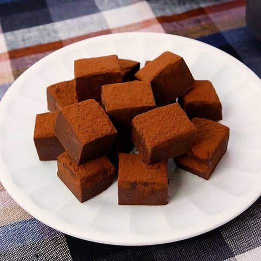 簡単に作れる！ 牛乳で作る生チョコのレシピ動画・作り方 | デリッシュキッチン