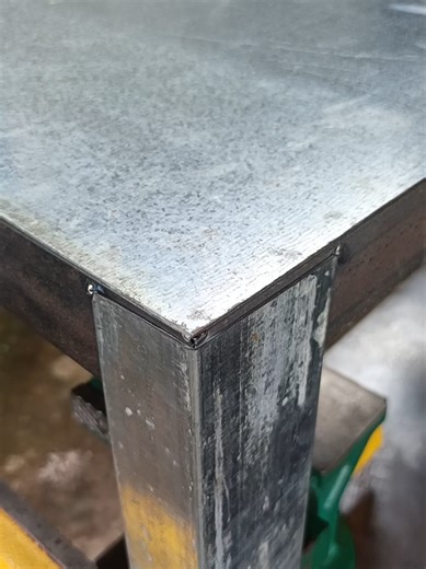 table corner connection ideas