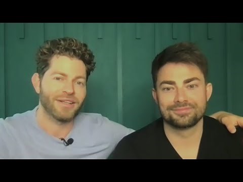 Actor Jonathan Bennett, fiancé talk groundbreaking wedding magazine feature