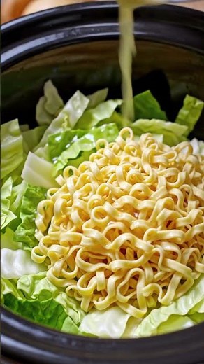 Slow Cooker Cabbage & Noodles 🥬🍝