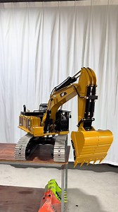 6.5K views · 202 reactions | 1/8 385CF testing!  150KG, ️‍♂️360° rotatable, great performance! 3-way valve, precise control; iron body, steel welded + zinc alloy tracks, durable. Cost-effective—don't miss!#remotecontrol #toucanhobby #scalemodel #originalcontent #rchobby #creativeengineering #creativefilm #RCmodel #model #custom #RCAddicts #customization #rc #controller #toucan #electric #rcexcavator #rcdigger #machine #rcmodel | Toucan RC Hobby | Facebook