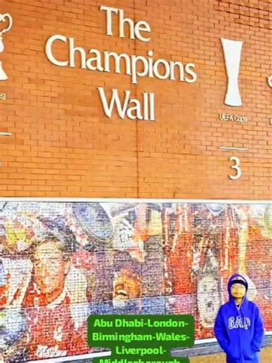 Athletes are highly susceptible to mental health challenges, with roughly 35% of elite athletes experiencing burnout, depression, or anxiety due to intense pressure, injury, and performance-based scrutiny. While physical training is prioritized, mental wellbeing is crucial for performance. Support systems, such as sports psychologists and open communication, are vital. Key Mental Health Challenges in Sport: High-Pressure Environment: Intense expectations from coaches, fans, and self, often leadi