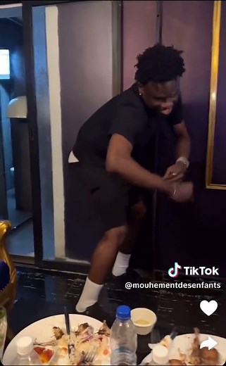 😂😂😂 #doupipapillon🦋 #noukouloba #kommandersamosomo #zagbalerequin #stemilano #cotedivoire🇨🇮 #stemilano13 #paiya #cotedivoire🇨🇮225 #maimounamouhementdesenfants #tiktokcotedivoire🇨🇮tiktok225 #mouvementdesenfantslàestchic😂😂😂