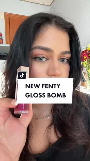 Introducing Fuchsia Flex: The Prettiest Gloss Bomb!