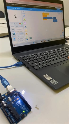 38 reactions |  C’est parti pour l’aventure Arduino! Séance pleine d’énergie, de découverte et de créativité  Les futurs innovateurs d’InnoTwist Academy ont commencé à programmer leurs premiers circuits ⚙️✨  Rejoins-nous dès maintenant et découvre le monde passionnant de la robotique et de la mblocks 烙  Inscription ouverte 55 000 242 | InnoTwist Academy | Facebook