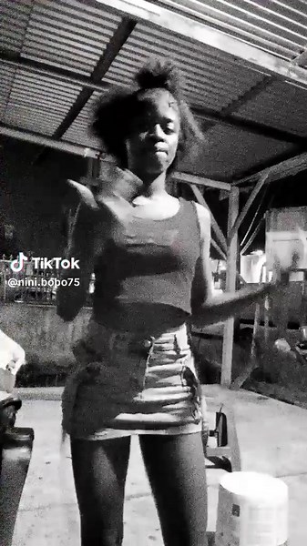 Nini Bobo (@nini.bobo75)’s videos with Slam it wit di draco - Luhajay The Dj🫰🏿🧫