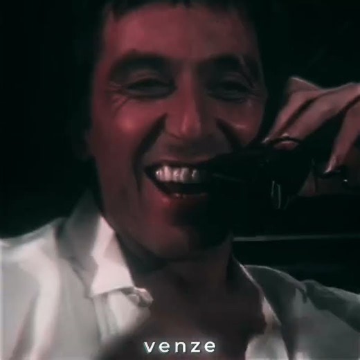 ALPACINO SCARFACE 🎬( 1983 movie ) Esta edición es de Venze.