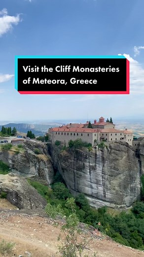 Save for how to visit Meteora, Greece! 👇 Meteora was recommend to us by a friend, and I’m so glad we went! It’s an easy overnight trip 📍 You’ll want to stay the night in Kalambaka, you can walk/hike directly to the monasteries from town, or take the easy way & pay a taxi 10 euros to drive you up 🚆 train tickets to Kalambaka from Athens are around 30 euros per person each way 🛌 we stayed at Hotel Kaikis and it was great! We paid 45 euros a night 🥬 the BEST spanakopita (spinach pie) we had in
