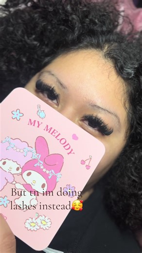 Mastering Lash Extensions: A Beginner's Guide