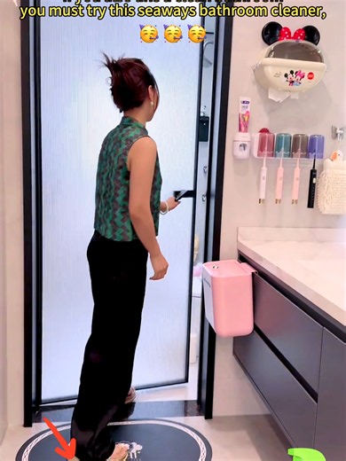 Inirerekomenda ang paggamit ng seaways na panlinis ng banyo, na malinisan nang epektibo habang pumapatay ng mikrobyo, kahit na sa matitigas linis na mantsa ng ihi at dilaw na dumi.#seaways #clean #homeorganization #easystainremoval