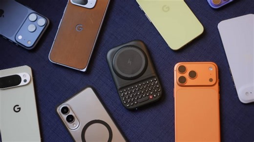 Clicks Power Keyboard is a magnetic QWERTY keyboard for smartphones