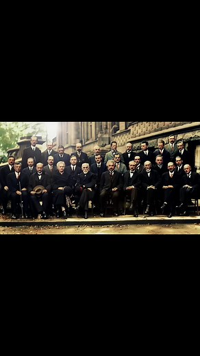 Konferensi Solvay 1927: Einstein, Bohr, dan Ilmuwan Terhebat Beraksi!
