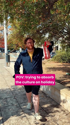 Series 2, episode 3: Sam and Ash soak up the Lisbon lifestyle - but we’re not convinced the locals will be adopting them as their own quite yet… Tune in Fridays at 5pm for new episodes of The Last Resort! #thelastresort #samandash #skinwigs #lastminutecom #lastminuteholiday