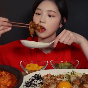 205K views · 9.1K reactions | ASMR Spicy Braised Chicken With Beef Tripe and Daechang-deopbap Mukbang | Boki Mukbang | Facebook