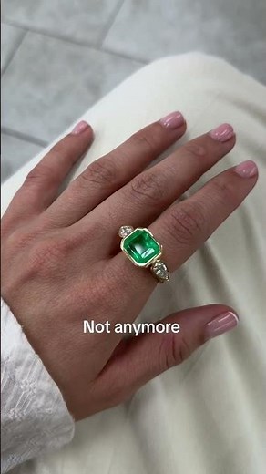 This Emerald Three Stone Ring Changed My Whole Mood | Jewelry Unboxing That Feels Like Therapy