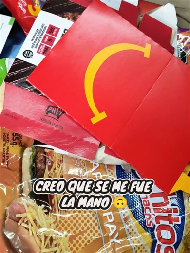 Quién más está así? 🤣 Hacemos video organizando? 😏 #junkjournal #journaling #collage #manualidades #scrapbooking