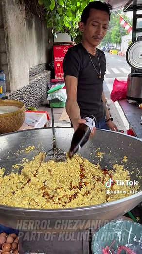 Menjelajahi Kuliner Jajanan Street Food Indonesia