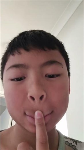 V Smile Tutorial 👽