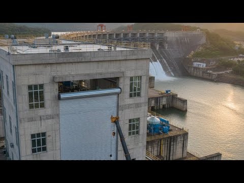 Installing the Motorized Rolling Shutter at Chitravathi Hydroelectric Power Plant