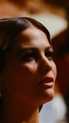 Addio Claudia Cardinale, diva e antidiva del cinema che conquistò il pubblico con il suo talento autentico e la sua bellezza enigmatica, indimenticabile Angelica Sedara, musa di Visconti e Fellini. Guarda ”Il Gattopardo” di Luchino Visconti, capolavoro che la consacrò al cinema mondiale 🎥 https://bit.ly/IlGattopardo-film L'omaggio a Claudia Cardinale è su RaiPlay 👉 https://bit.ly/Collezione-Claudia-Cardinale | RaiPlay