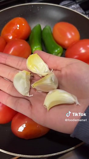 Authentic Mexican Chicken Drumsticks in Salsa Recipe