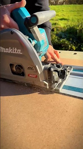 Parallel guide from Benchdog 👌🏼 #carpentry #tools #jig #joiner #shortswithcamilla
