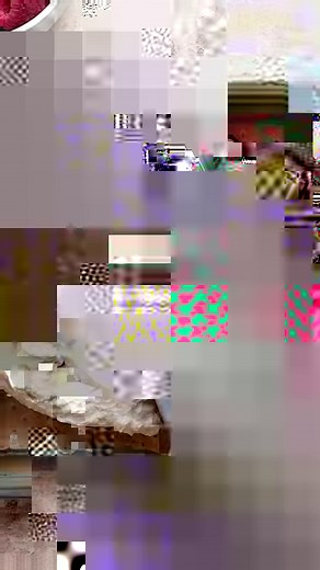 36K views · 151 reactions | Graham crackers layered with lemony sweet whipped cream, and piles of juicy, fresh raspberries! This Lemon Raspberry Icebox Cake is an EASY no-bake dessert for spring or summer! ▢2 cups heavy whipping cream 35% ▢⅓ cup powdered icing sugar ▢1 teaspoon vanilla extract ▢1 cup of lemon curd ▢9-10 large graham crackers ▢3-4 cups fresh raspberries Full recipe in comments! | The Recipe Rebel | Facebook