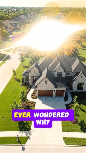 🏠 Why Do American Houses Have Huge Garages?#trendingshorts #youtubeshorts