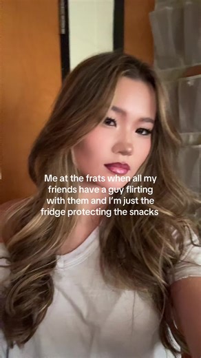 Feeling Left Out at College Parties: A Relatable Experience