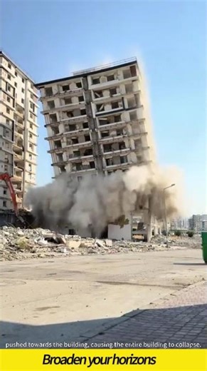 The bucket can fill the entire truck in one go #special #steel #steelers