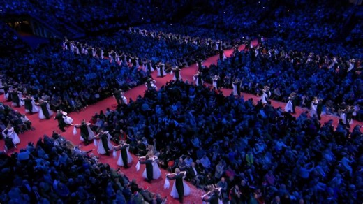 24K views · 1.1K reactions | "André Rieu's performance of 'Waves of the Danube' was truly captivating. His ability to combine classical elegance with emotional depth brought this beautiful work to life in a truly captivating way. The orchestral harmony and his masterful violin playing transported the listener to another world, filled with grace and beauty. Thank you for this enchanting and unforgettable experience!殺 | Classical Art | Facebook