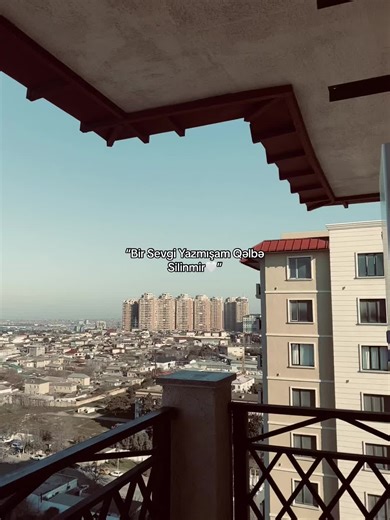 Bir Sevgi Yazmışam Qəlbə Silinmir – Agayev