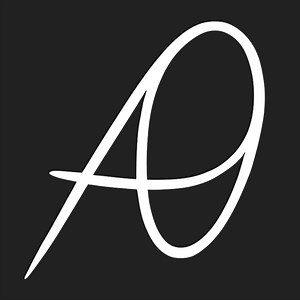 Anisa Ozalp - CUSTOM PUPPETS