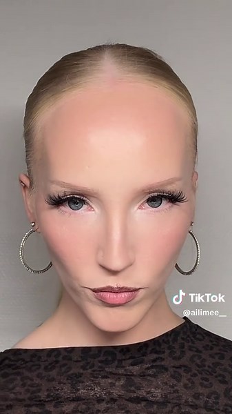 Front Camera vs. Back Camera: How I See My Face 🤭