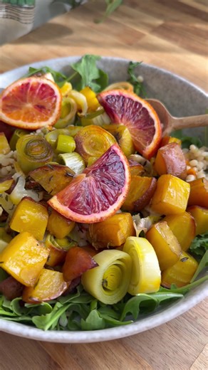 Warm Roasted Leek Salad This time of year I’m wishing for fresh greens but still with some of that winter-comfort food feel! This warm salad hits both of those notes, plus adds the brightness of citrus on top! The blood orange (now some call them raspberry oranges!) are the perfect seasonal accompaniment to the winter leek. Ingredients: 2 C Leeks, Sliced 2-3 Small Golden Beets, Chopped 1 C Fennel, Sliced 1 Blood Orange 1/2 C Dry Couscous (or 1 Cup Cooked) 1/4 Cup Olive Oil Arugula 1 Tbs Thyme Le