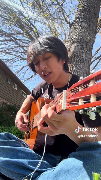 brendon b (@b.rendonb)’s video of Guitar For Beginners