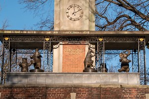 8 secrets of the iconic Delacorte Clock in Central Park