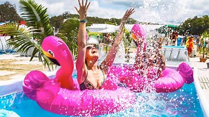 The best pool parties are at Falls Byron! 🏝🍹http://fallsfe.st/ | Falls