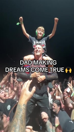 Dad's Epic Surprise: Parkway Drive Concert Experience