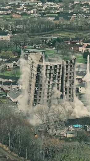 The Exact Moment Everything Comes Down #demolition #engineering
